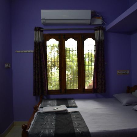 Rainbow Guest House Tiruvannámalaj Kültér fotó