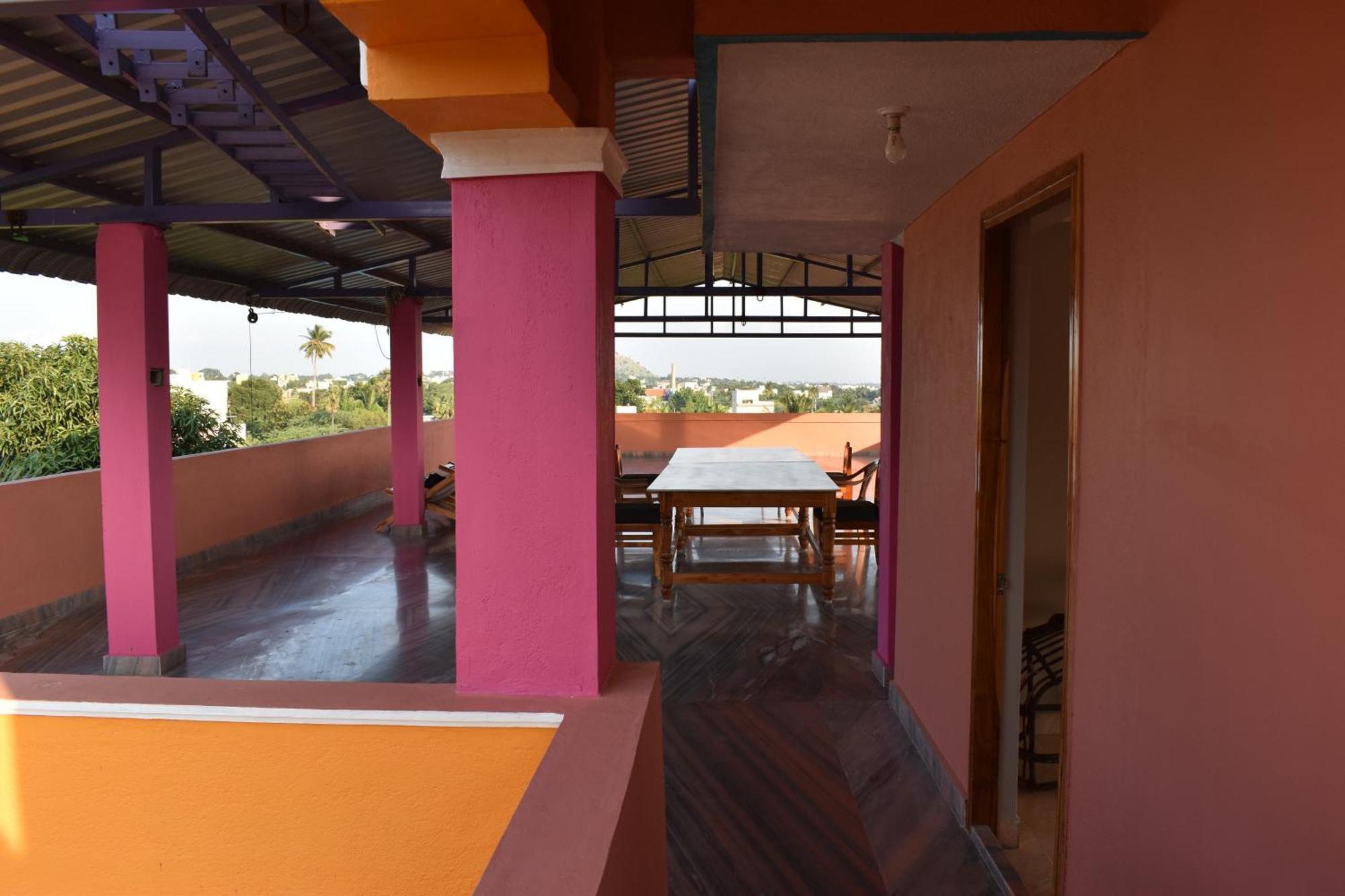 Rainbow Guest House Tiruvannámalaj Kültér fotó