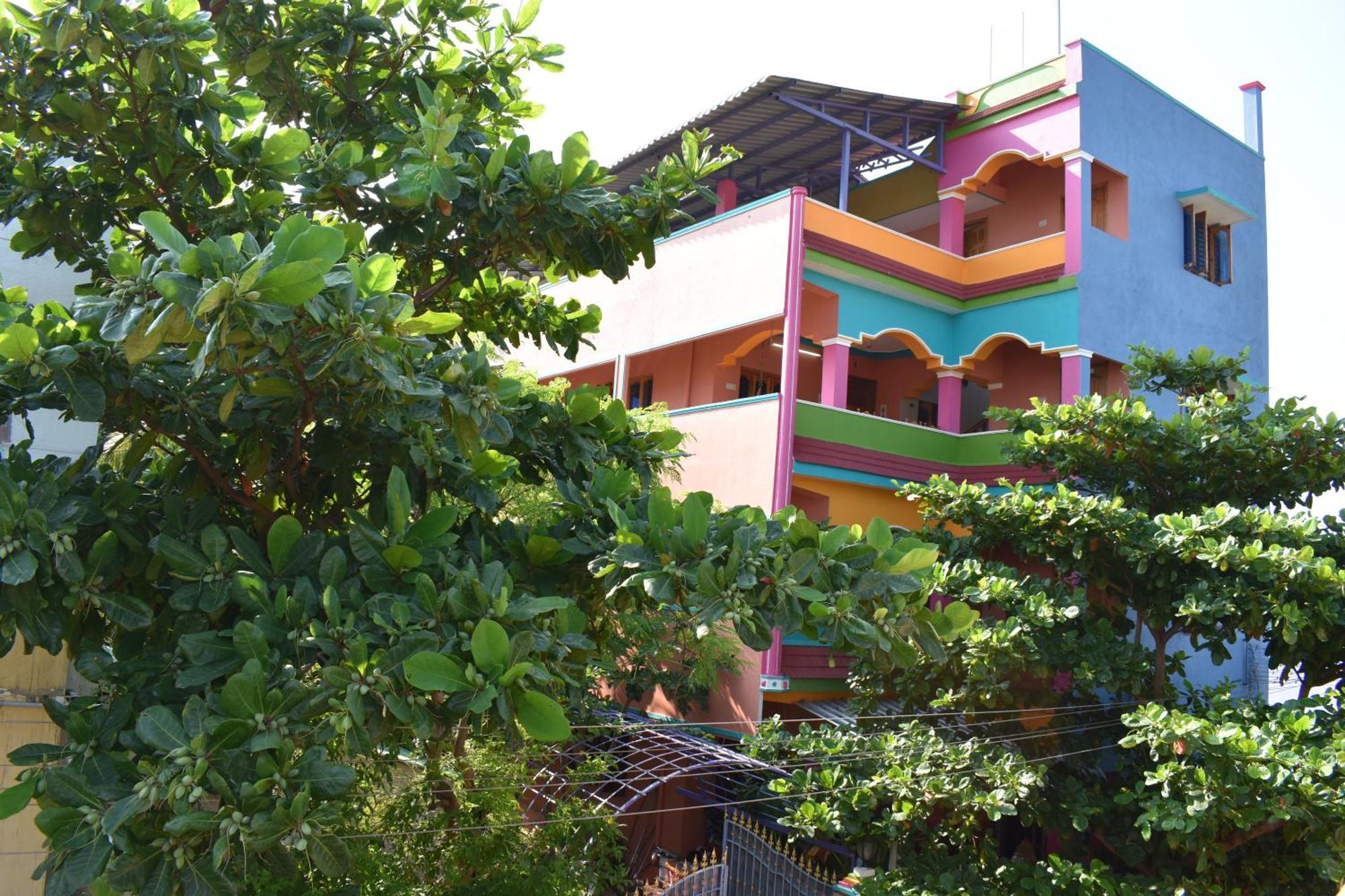 Rainbow Guest House Tiruvannámalaj Kültér fotó