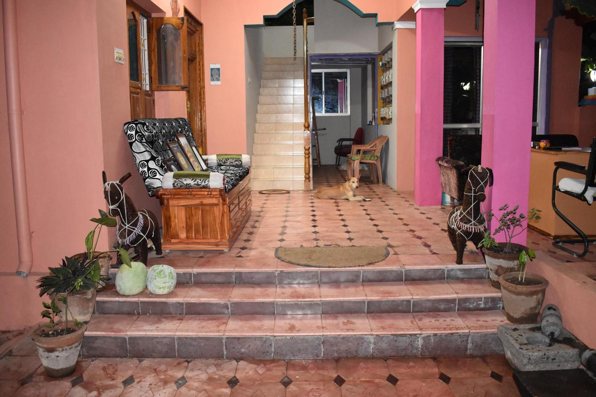 Rainbow Guest House Tiruvannámalaj Kültér fotó