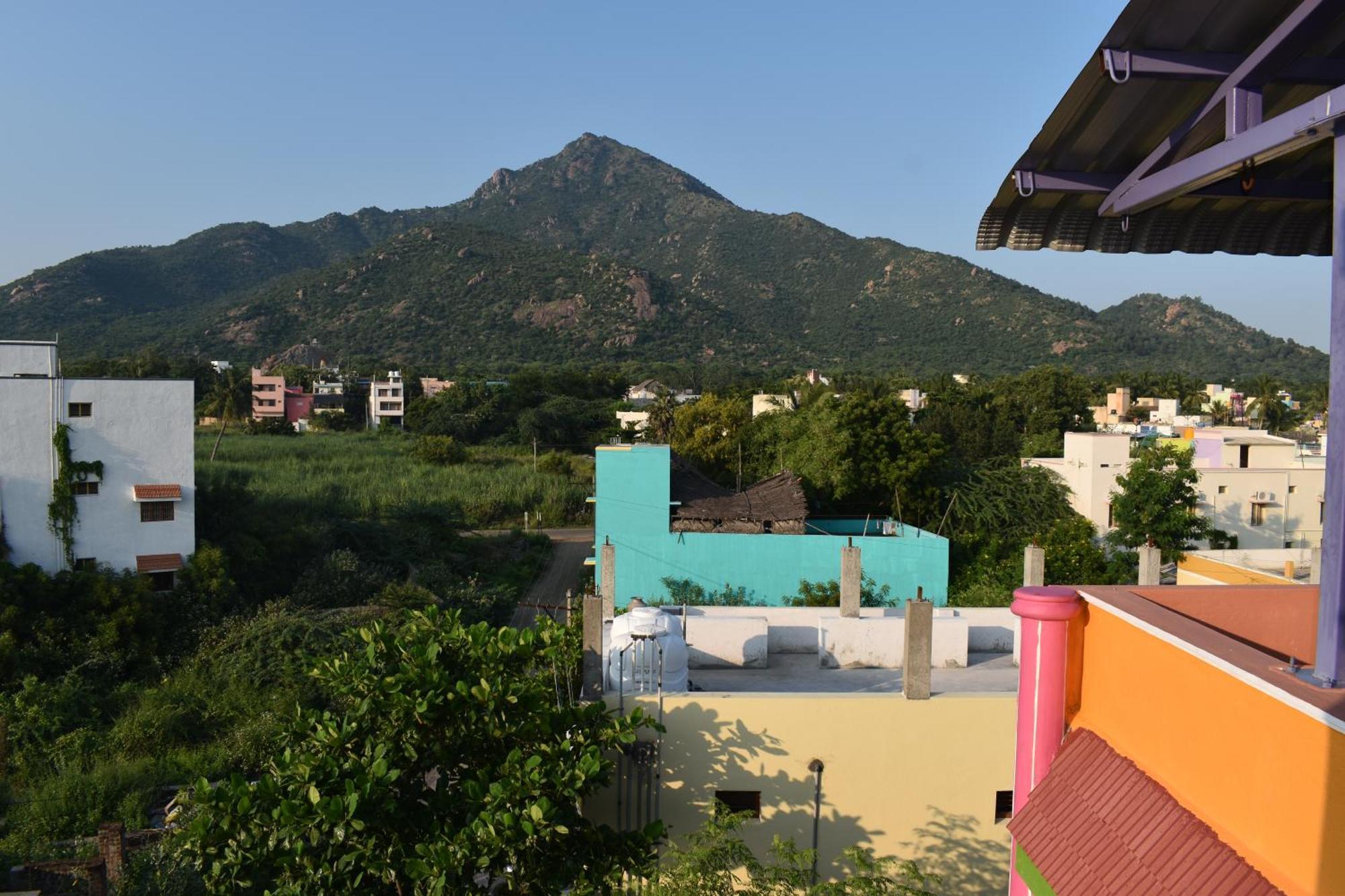 Rainbow Guest House Tiruvannámalaj Kültér fotó