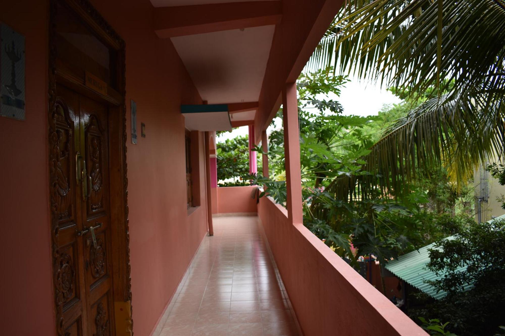 Rainbow Guest House Tiruvannámalaj Kültér fotó