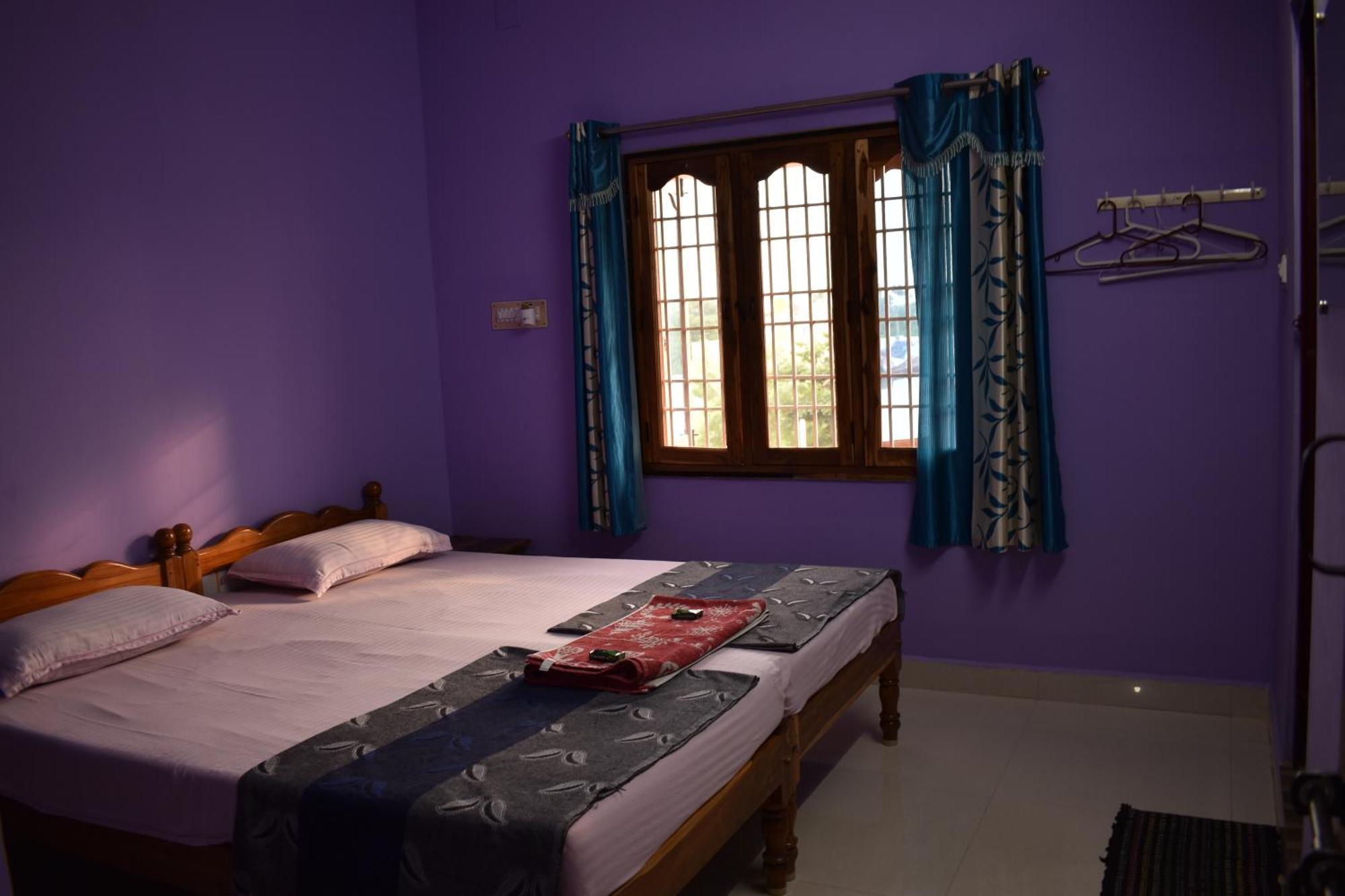 Rainbow Guest House Tiruvannámalaj Kültér fotó