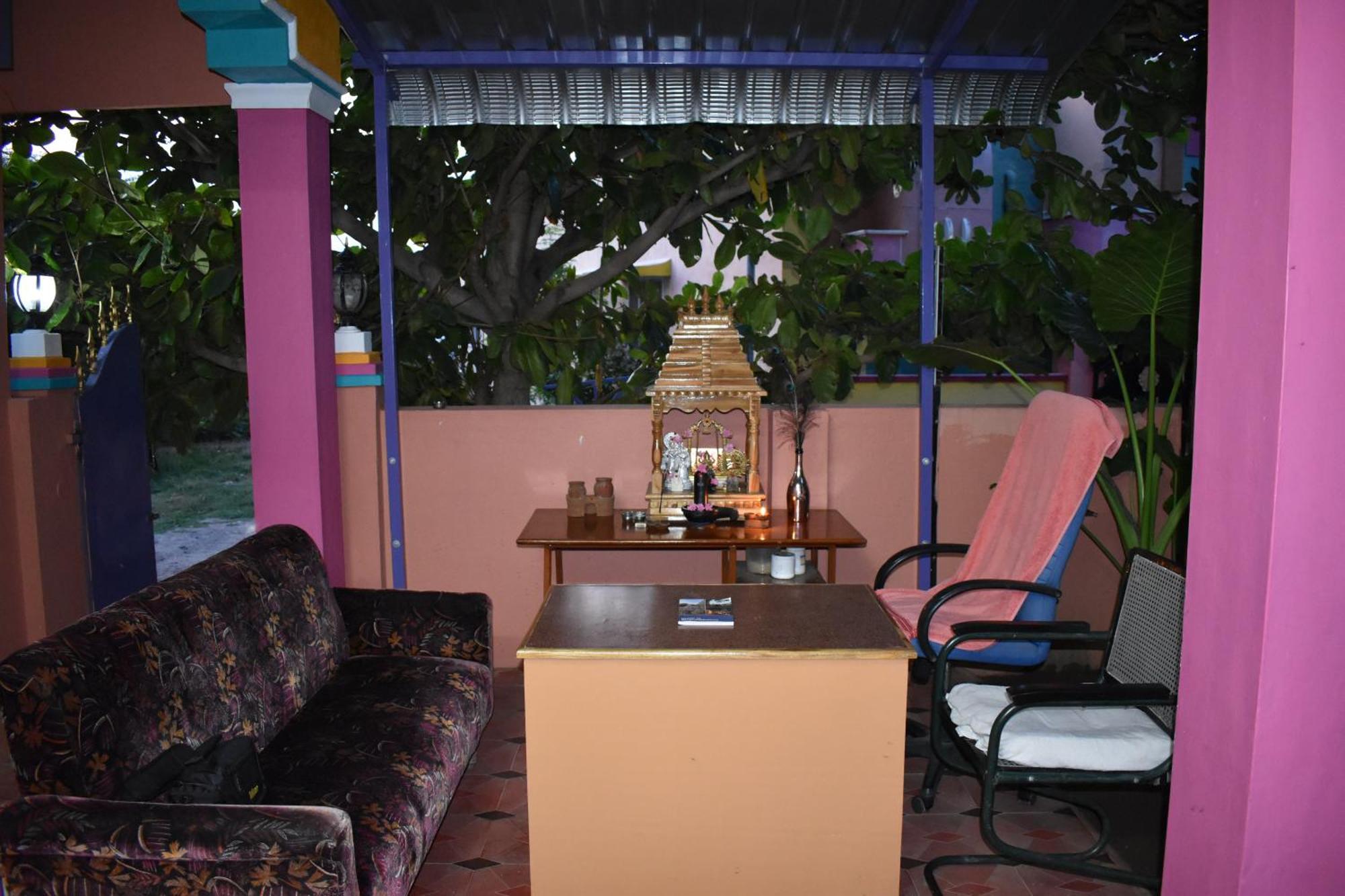 Rainbow Guest House Tiruvannámalaj Kültér fotó